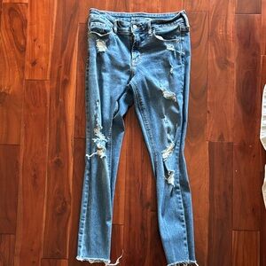 Old Navy distressed rockstar super skinny jeans sz 4
